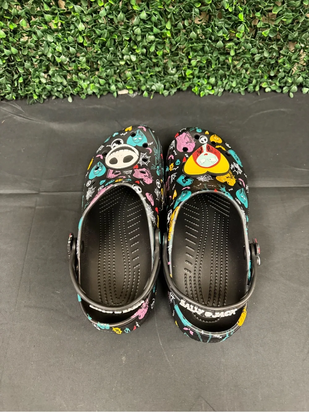 The Nightmare Before Christmas x Crocs Classic Clog - M11